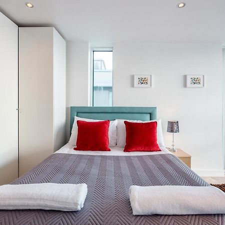 Excel Dock Apartments Londra Dış mekan fotoğraf