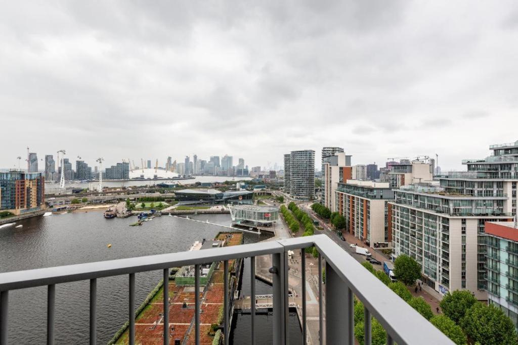 Excel Dock Apartments Londra Dış mekan fotoğraf