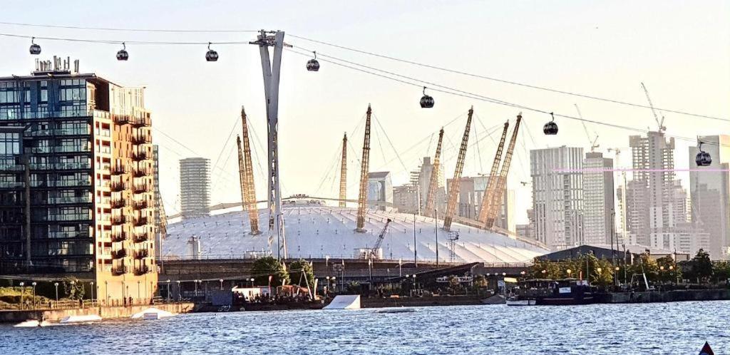 Excel Dock Apartments Londra Dış mekan fotoğraf